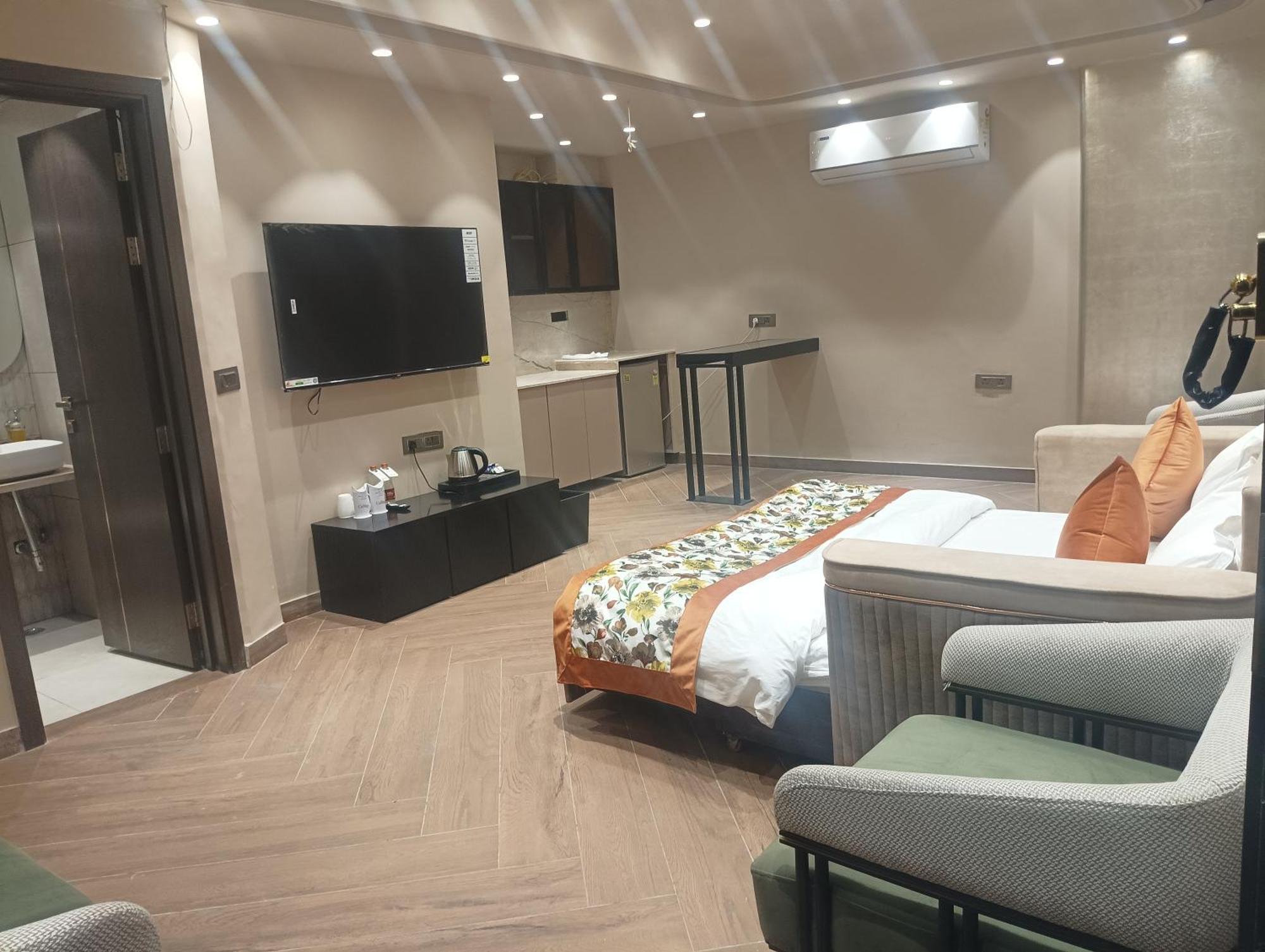 Hotel Cullinan By Qotel Janakpuri Delhi  Ngoại thất bức ảnh